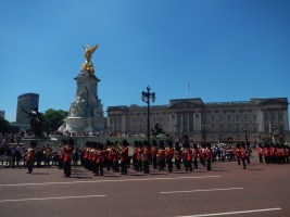 Buckingham Palace: Changing of the Guards