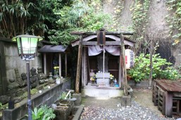 Fudo-Chaya Familienschrein