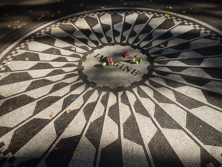 New York Central Park Strawberry Fields.jpg