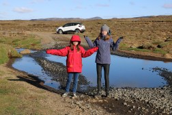 Krisuvikurberg Cliffs Strasse für uns zu Ende