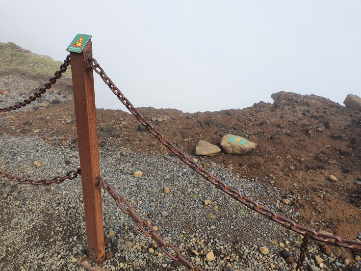 Island Dyrholaey Absturzgefahr!