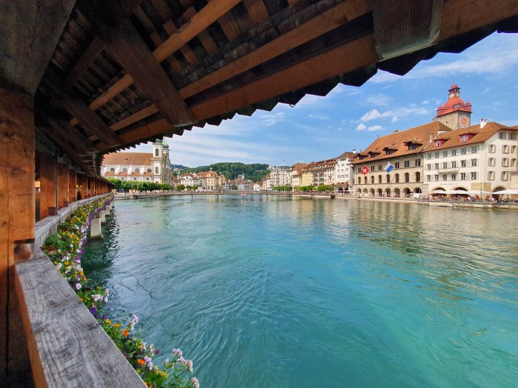 Luzern Kapellbrücke und Altstadt