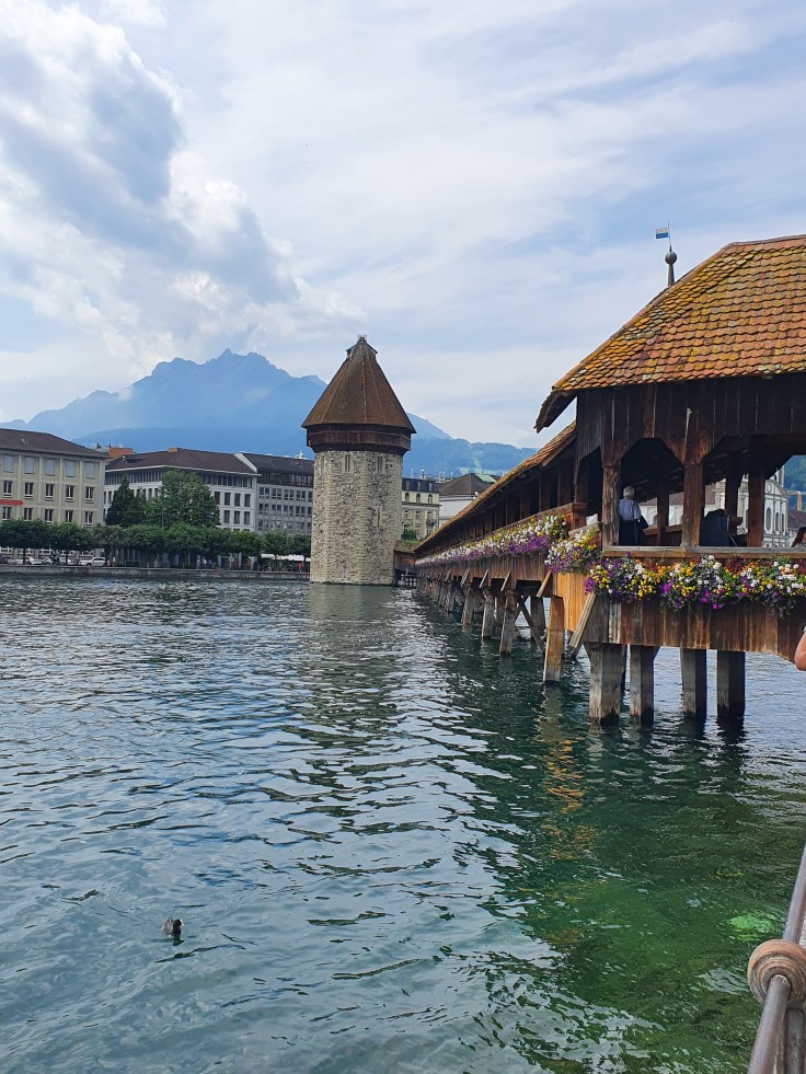 Luzern Kapellbrücke und Altstadt