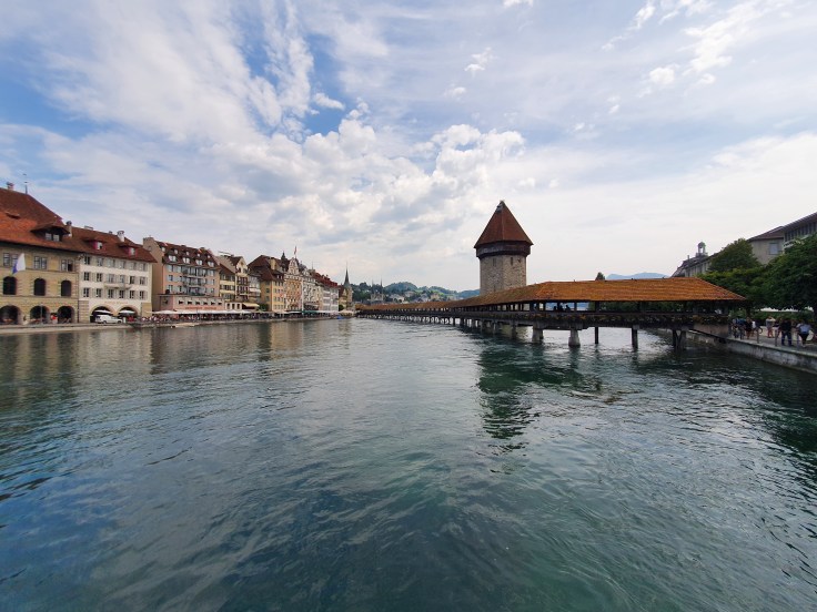 Luzern Kapellbrücke und Altstadt
