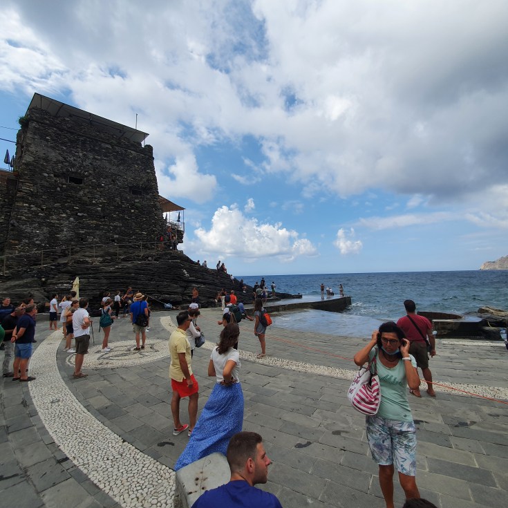 Cinque Terre Vernazza Piazza am Hafen