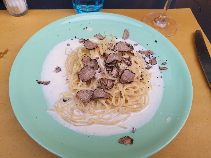 Trüffelspaghetti im Nonno