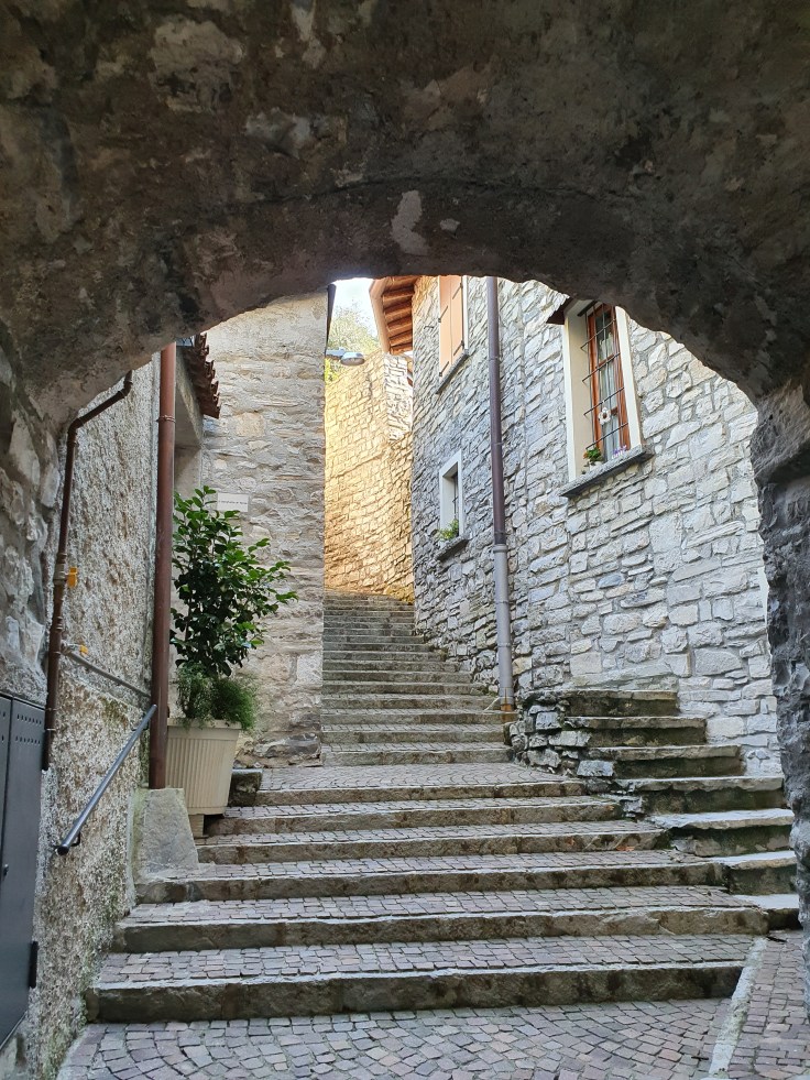 Comer See / Torno: Altstadtgassen