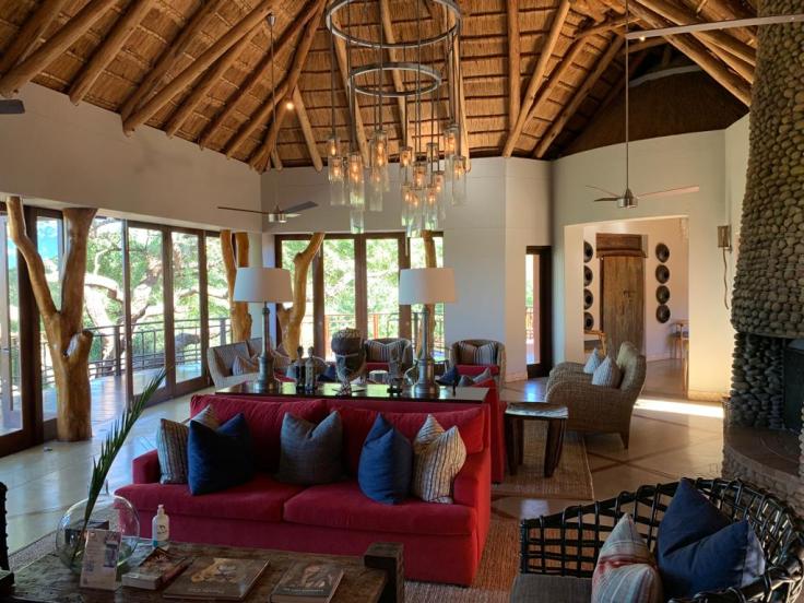 Thanda Lodge Lobby