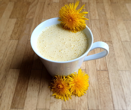Löwenzahn-Bananen-Lassi NaTourSinn