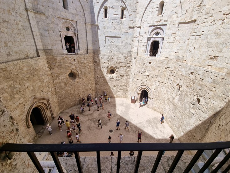 Castel del Monte Apulien