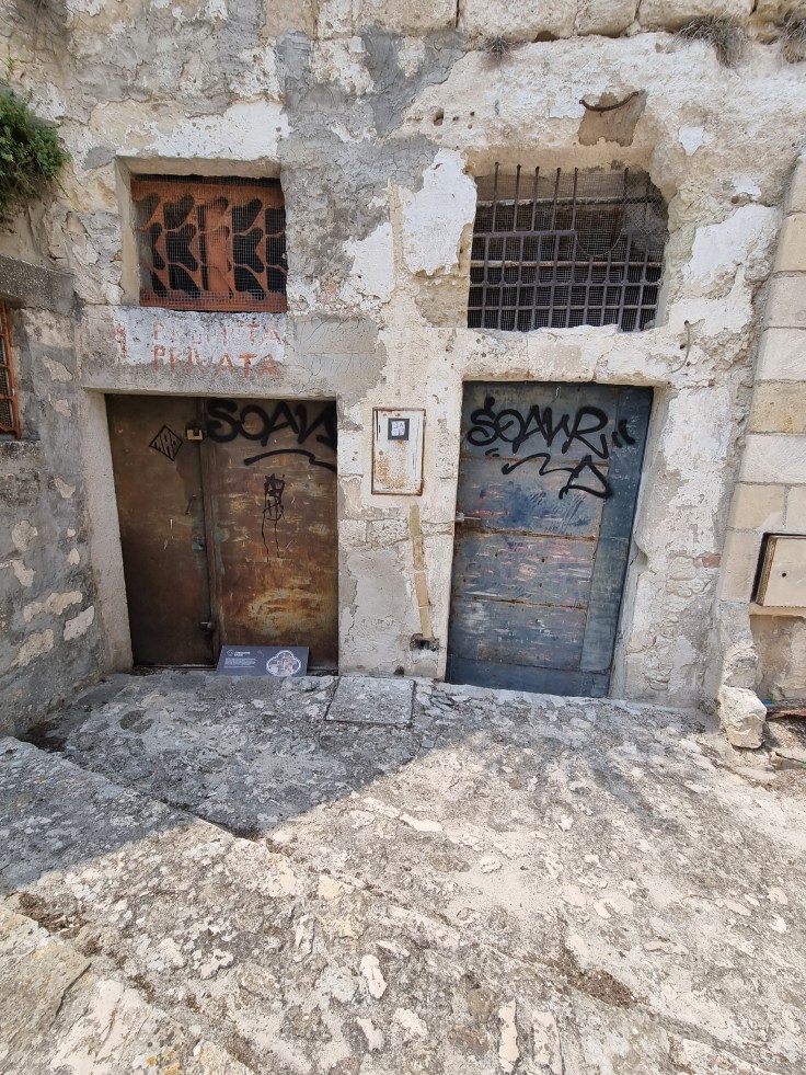 Sassi di Matera - noch nicht modernisierte Höhlen