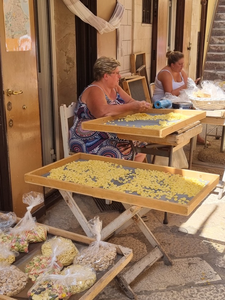 Bari Strada delle Orecchiette