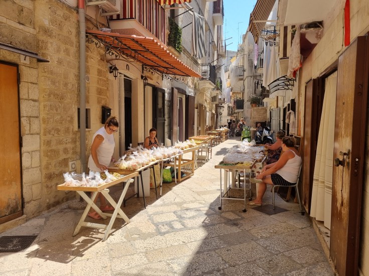 Bari Strada delle Orecchiette