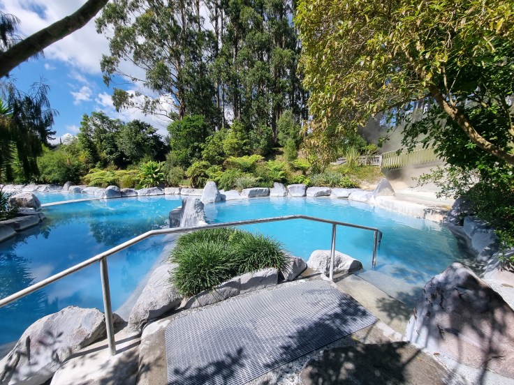 Wairakei Terraces Hot Springs