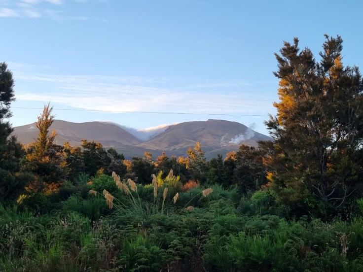 Tongariro Alpine Crossing - Sonnenaufgang Ketetahi Carpark