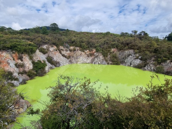 Waiotapu Roto Karikitea