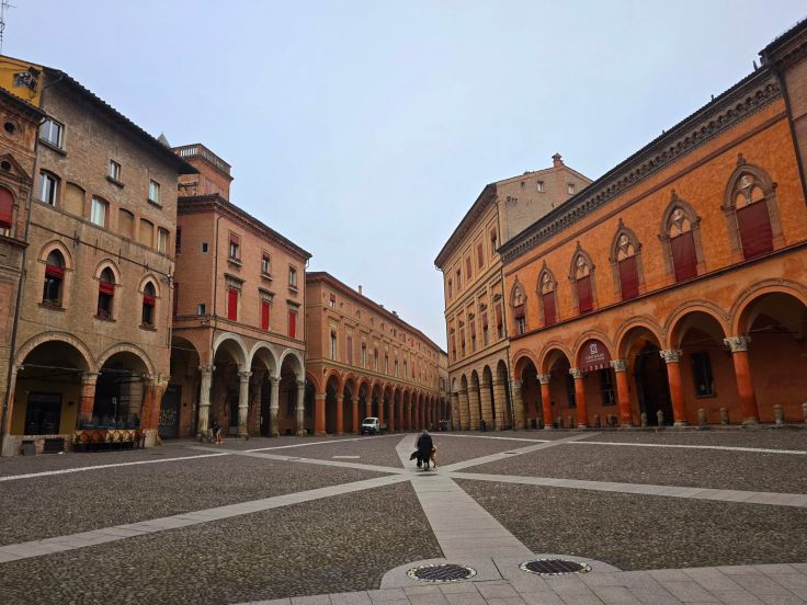 Bologna: Piazza Santo Stefano
