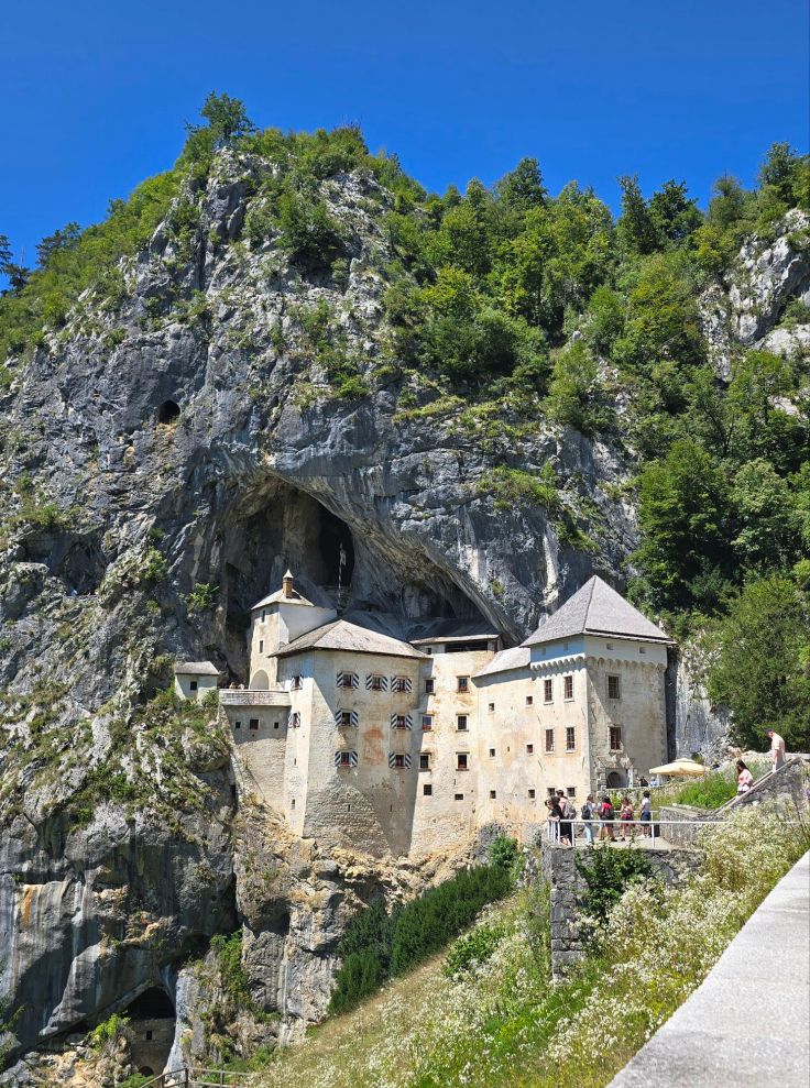 Höhlenburg Predjama