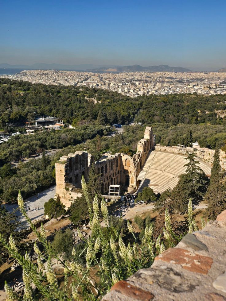 Akropolis - Blick über Odeon des Herodes Atticus und Stadt