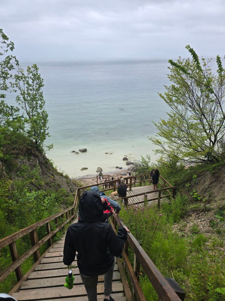 Treppe vom GeoCenter zum Strand