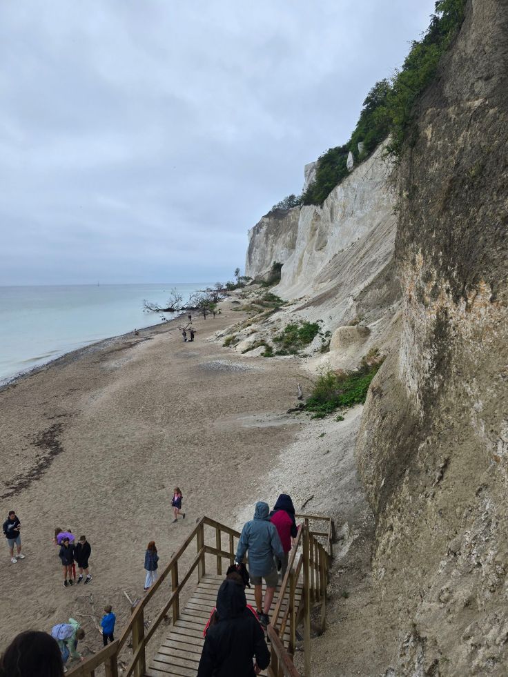 Treppe vom GeoCenter zum Strand