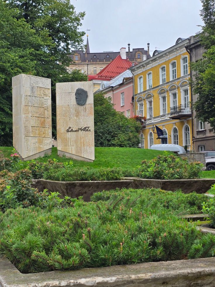 Tallinn Altstadt: Eduard Vilde Denkmal